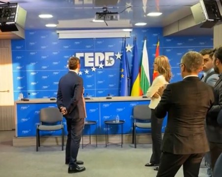 Централите на ГЕРБ, ПП – ДБ и БСП изгасиха лампите – коментарите утре