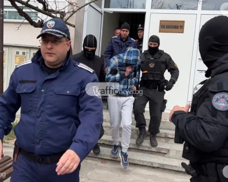 Ученикът, подал бомбени заплахи в Пловдив, остава в дом за временно настаняване