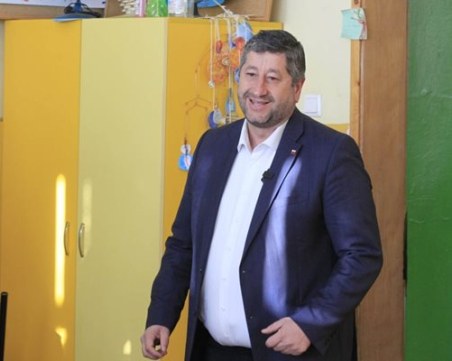 Христо Иванов в коментар към вота: Имаме решение