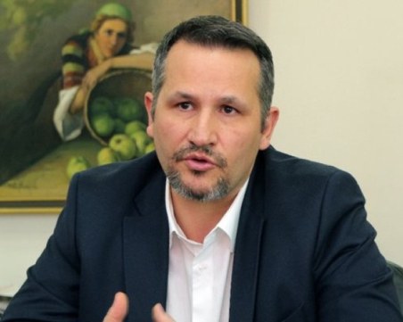 Иван Христанов: Имам информация, че ГЕРБ и ДБ разговарят за правителство