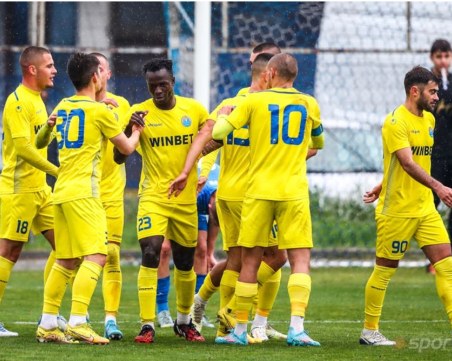 Марица удари Левски в контрола на 