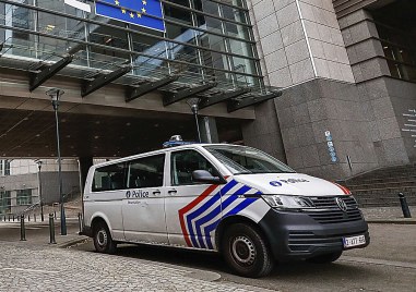 Белгийски и германски полицаи нахлуха в централата на Европейската народна