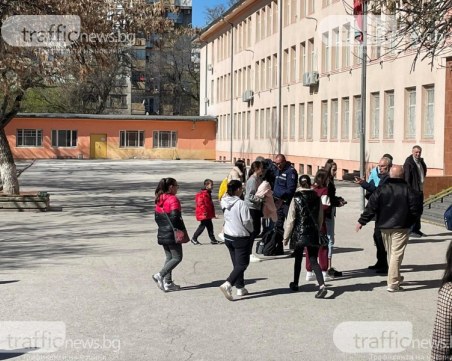 МОН уведоми училищните директори за процедурата на МВР при заплахи