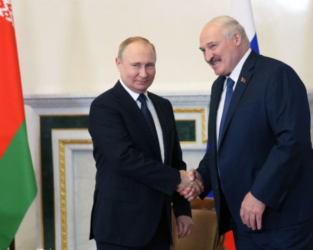 Лукашенко отива в Москва за двудневни разговори с Путин