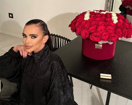 Съдът гледа мярката на съпруга на попфолк певицата Мария