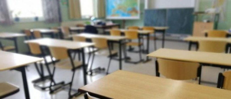 Нови имейли с бомбени заплахи в училища в София