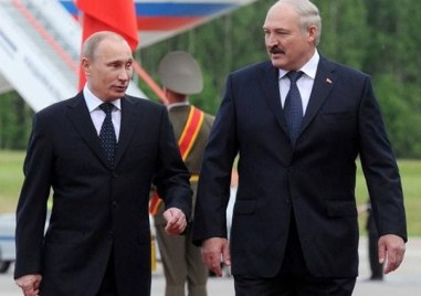 Руският президент Владимир Путин посрещна днес беларуския си колега Александър