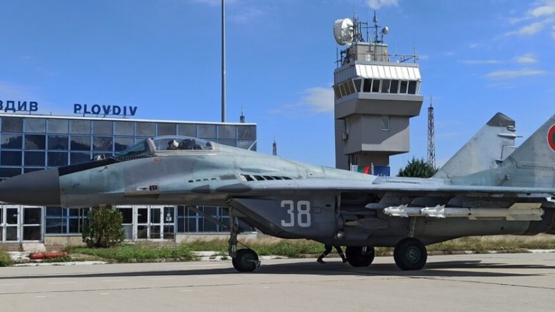 Министерството на отбраната пусна обществена поръчка за 19 млн. за ремонт на изтребителите МиГ-29