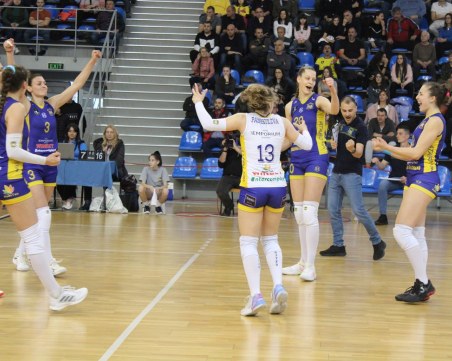 Феноменална Марица не остави шансове на ЦСКА и е на победа от 9-та поредна