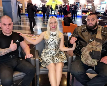 Какво се учудваш? Ти си Тошо Куката, Чеченеца и Емили!