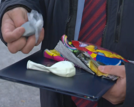 КЗП проверява амбулантния търговец след запалването на балон с хелий