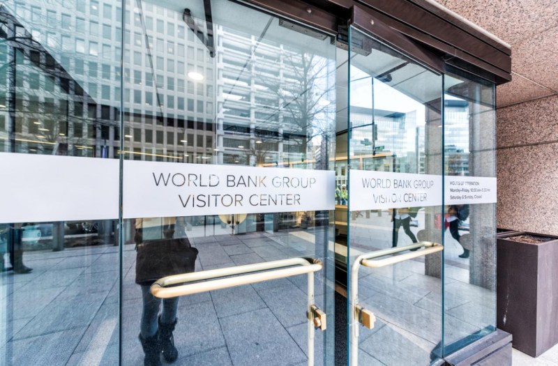 Какво прогнозира Световната банка за икономиката на България