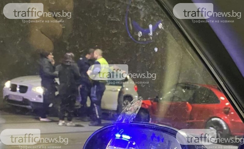 Катастрофа е блокирала подлеза на бул. Гладстон в Пловдив. Все