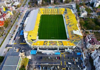 Стадион Христо Ботев придобива все по завършен вид написаха от фирмата