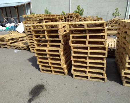 Икономическа полиция иззе голямо количество европалети в Пловдив