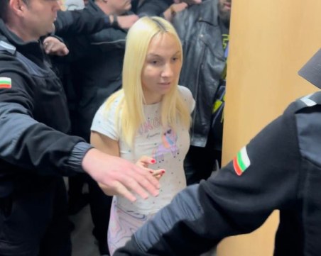 Въпрос с повишена трудност! В какъв затвор би лежала Емили Тротинетката ?