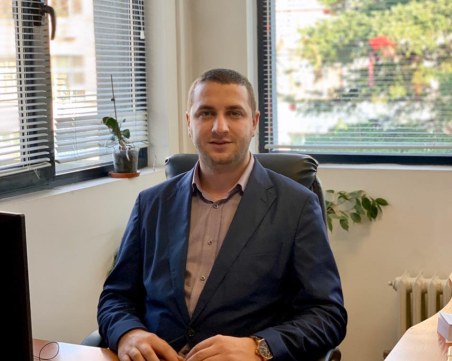 Зам.-кметът на 