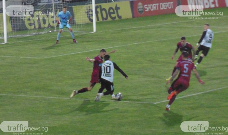 Футболистът на Локо Джовани стана играч на мача след успеха