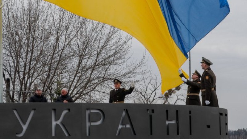 Киев: Украйна няма да се откаже от Крим, за да се сложи край на войната