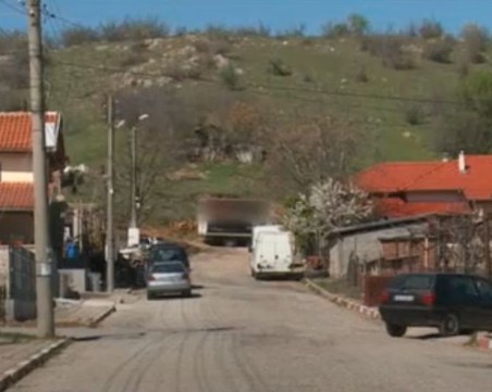 Благоевградско село със 100% гласували, но само по документи