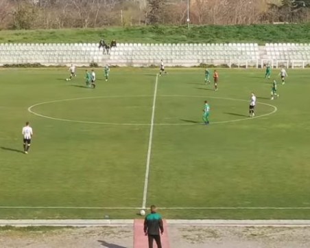 Дубълът на Локо с равенство срещу Берое 2