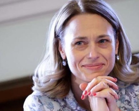 Ива Митева: Нямахме време и пари за кампания