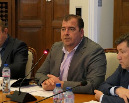 Явор Гечев: България настоява за допълнителна защита от ЕК за земеделските производители