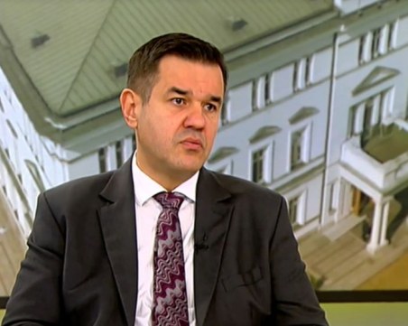 Икономическият министър: Служебният кабинет ще внесе бюджет с 3% дефицит