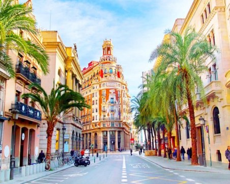 Валенсия премина на 4-дневна работна седмица