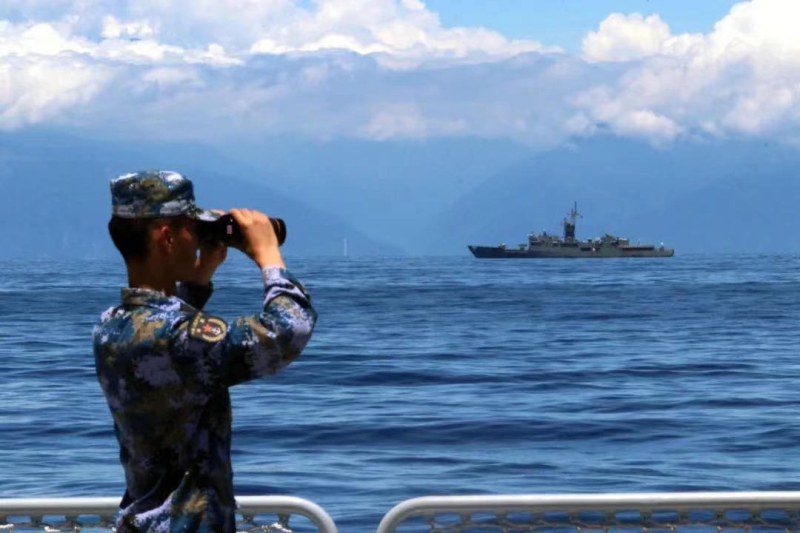 Тайван е засякъл 9 военни кораба и 26 летателни апарата, изпратени от Китай