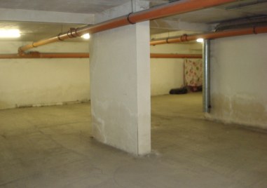 Средната цена на гараж в Пловдив стигна 971 евро за