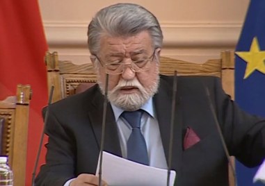Най възрастният депутат в 49 отот Народно събрание Вежди Рашидов