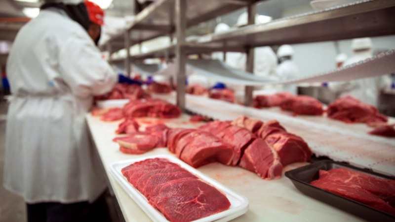 33 тона месо временно забранено за продажба
