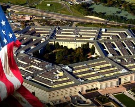 ФБР арестува 21-годишен за изтеклите класифицирани документи от Пентагона