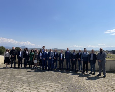 Георги Събев: България е солидарна с Украйна, но цената, която плащат производителите е несъразмерна