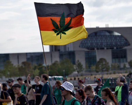 Германия с план за легализиране на марихуаната