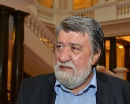 Вежди Рашидов за избора на председател на НС: Ще чакаме белия дим като за папата