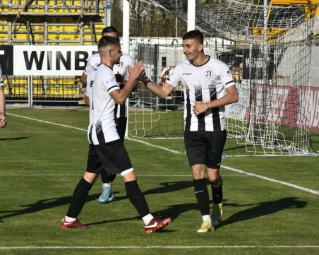 Дубълът на Локо се справи с Левски Карлово