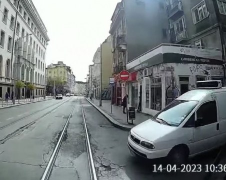 Катастрофа между трамвай и кола в София