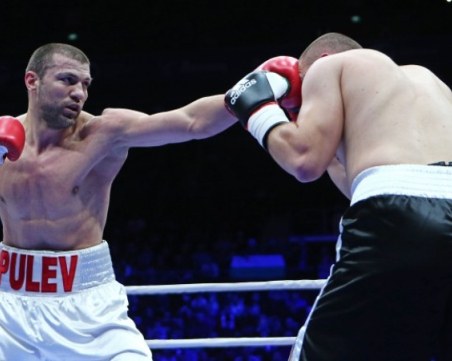 Приеха Тервел Пулев в болница след победата над Ходжгрийн