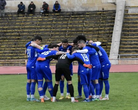 Спартак се върна на пътя на победите след успех в Родопа