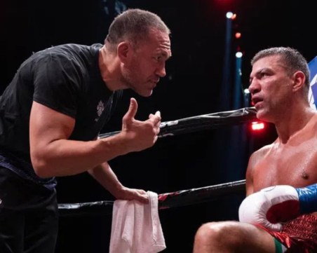 Страхотен Тервел Пулев не остави шанс на Ходжгрийн