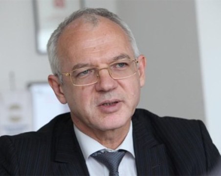 Васил Велев: Ако нищо не се промени, ще имаме бюджетен дефицит от порядъка на 7%