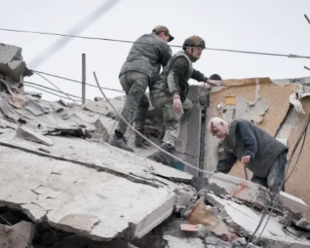 9 цивилни жертви, сред които и 2-годишно дете, при руски удар в Славянск