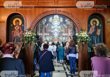 Православният свят празнува Великден За църквата това е празникът на