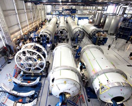 Отложиха изстрелването на ракетата на SpaceX