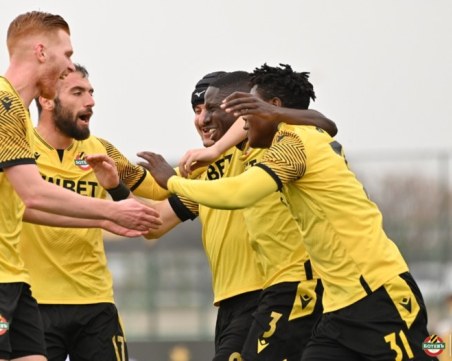 Играч на Ботев наказан за мача със Славия, близо 17 000 лв. глоби след ЦСКА - Левски