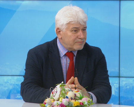 Проф. Киров: Президентът не може да задейства процедурата с мандатите, ако няма председател на НС