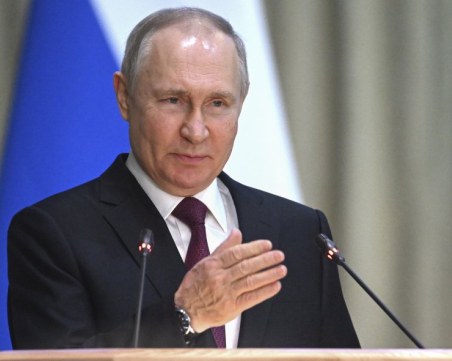 Путин посети щабовете на военното командване в Херсон и Луганск