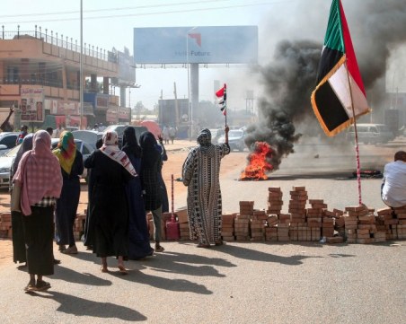 В Судан се споразумяха за 24-часово прекратяване на огъня, след натиск от САЩ